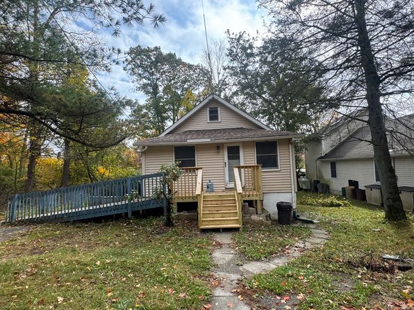 5 Banker Rd