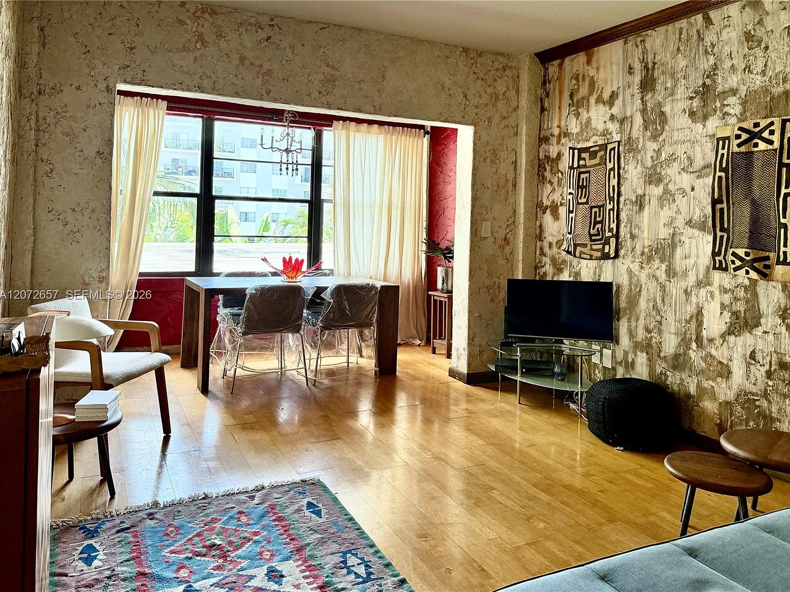 Venetian Manor Condo — Photo 3