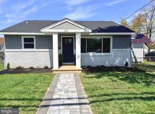 601 W Evesham Ave, Magnolia, NJ 08049