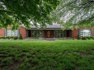 605 Cressbrook Dr, Louisville, KY 40206