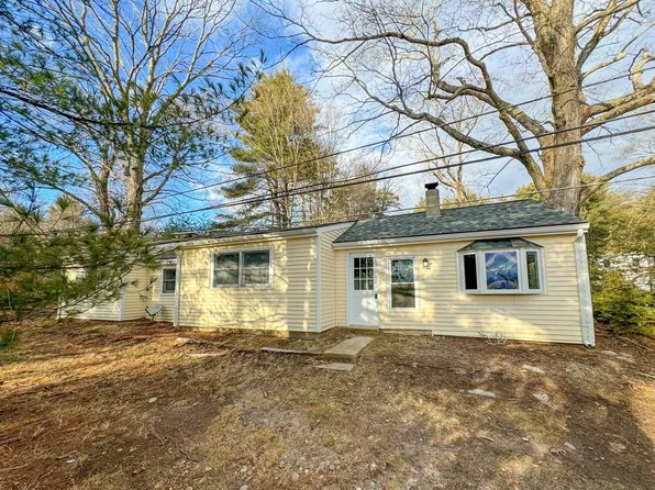16 School House Cross Rd, Brookfield, MA 01506