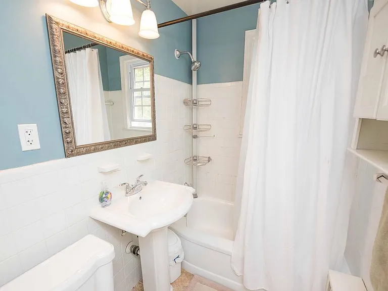 2416 S Culpeper St — Photo 16