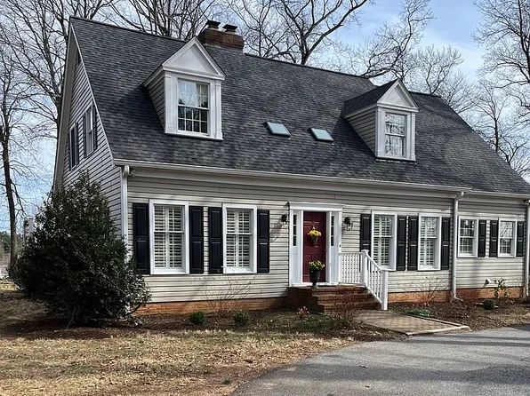 1643 Beaver Brook Ln, Cockeysville, MD 21030