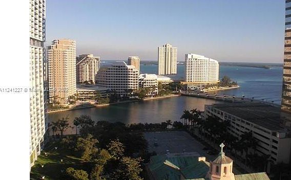1st image of 500 Brickell Ave APT 1800