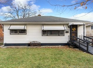 423 E Berteau Ave, Elmhurst, IL 60126