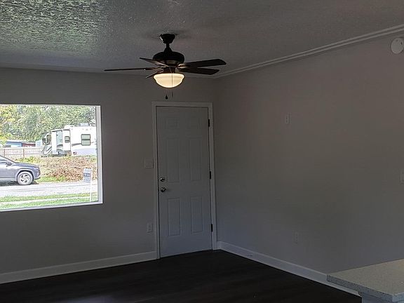 3rd image of 1011 English St
