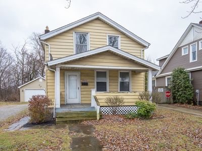 439 W River Rd N, Elyria, OH, 44035