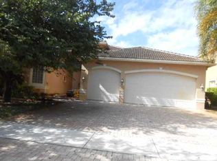 4722 SW 185th Ave, Miramar, FL 33029