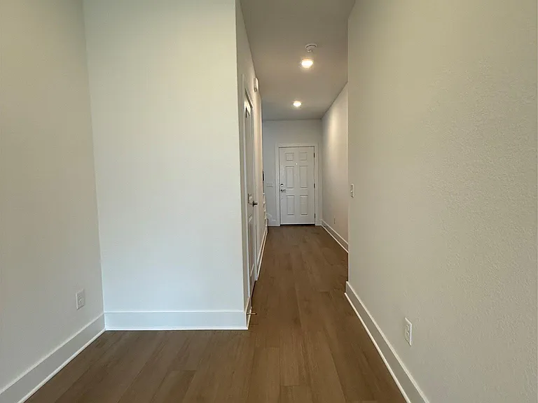 593 Tailwind Dr — Photo 22