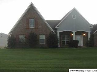 9124 Oaklawn Dr, Southaven, MS 38671