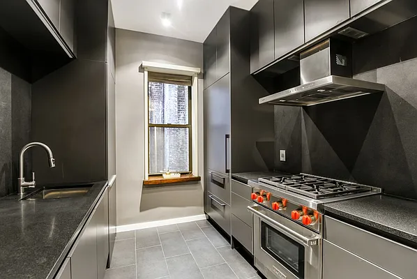 Sold by Compass | media 8