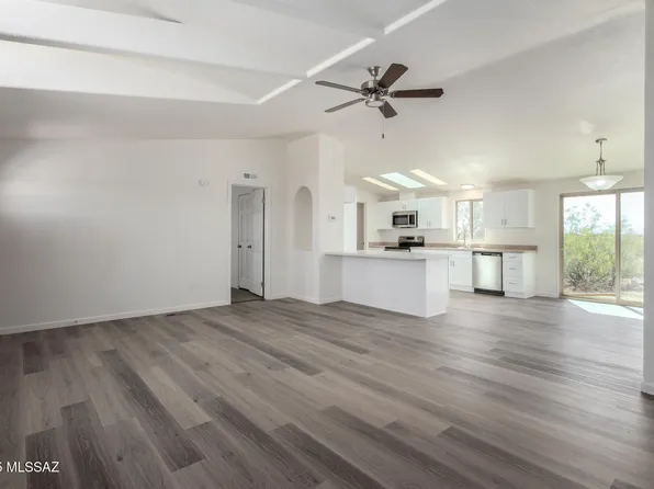 8190 N Blanco Wash Trl, Marana, AZ 85653