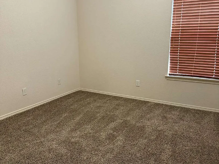 3737 Tierra Campa Dr — Photo 32