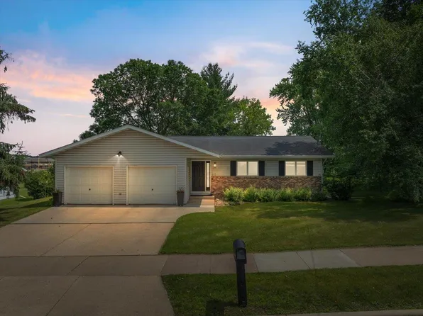 615 North PEACH AVENUE, Marshfield, WI 54449