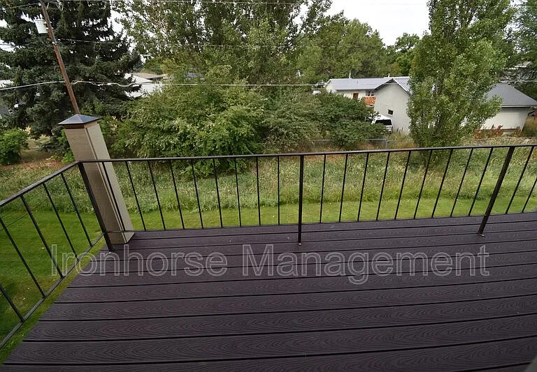 805 W Villard St #10 — Photo 14