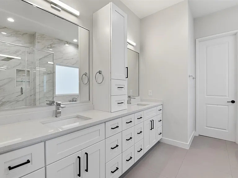 2204 Lou Ellen Ln — Photo 30