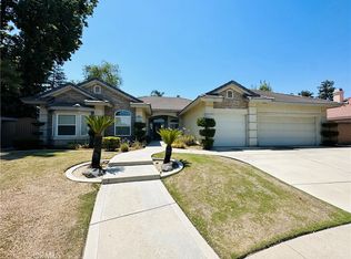 10003 Mountaingate Ln, Bakersfield, CA