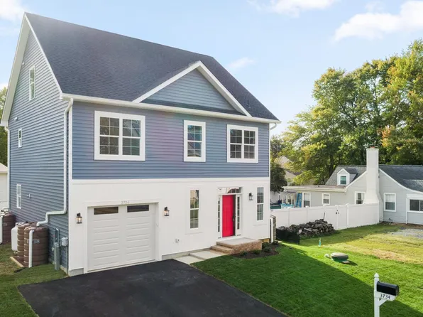 3734 3rd Ave, Edgewater, MD 21037