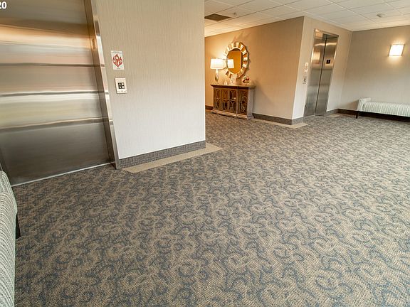2nd image of 400 W 8th St Unit 318