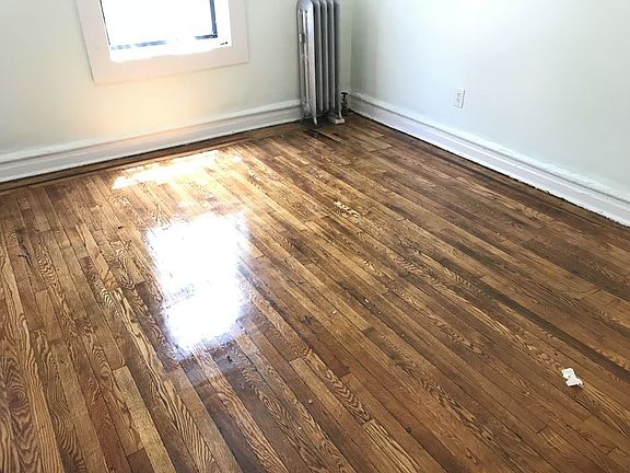 4th image of 566 Parkside Ave APT 5B
