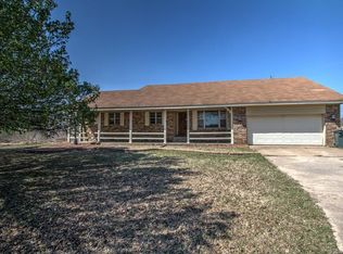 535 N 180th Rd, Mounds, OK 74047