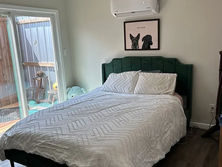 1015 Cameron Ave #2 — Photo 6