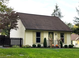 46103 New England Sq APT B, New Waterford, OH