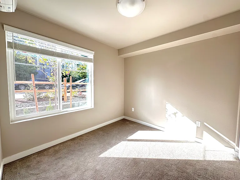 First floor bedroom with mini split AC