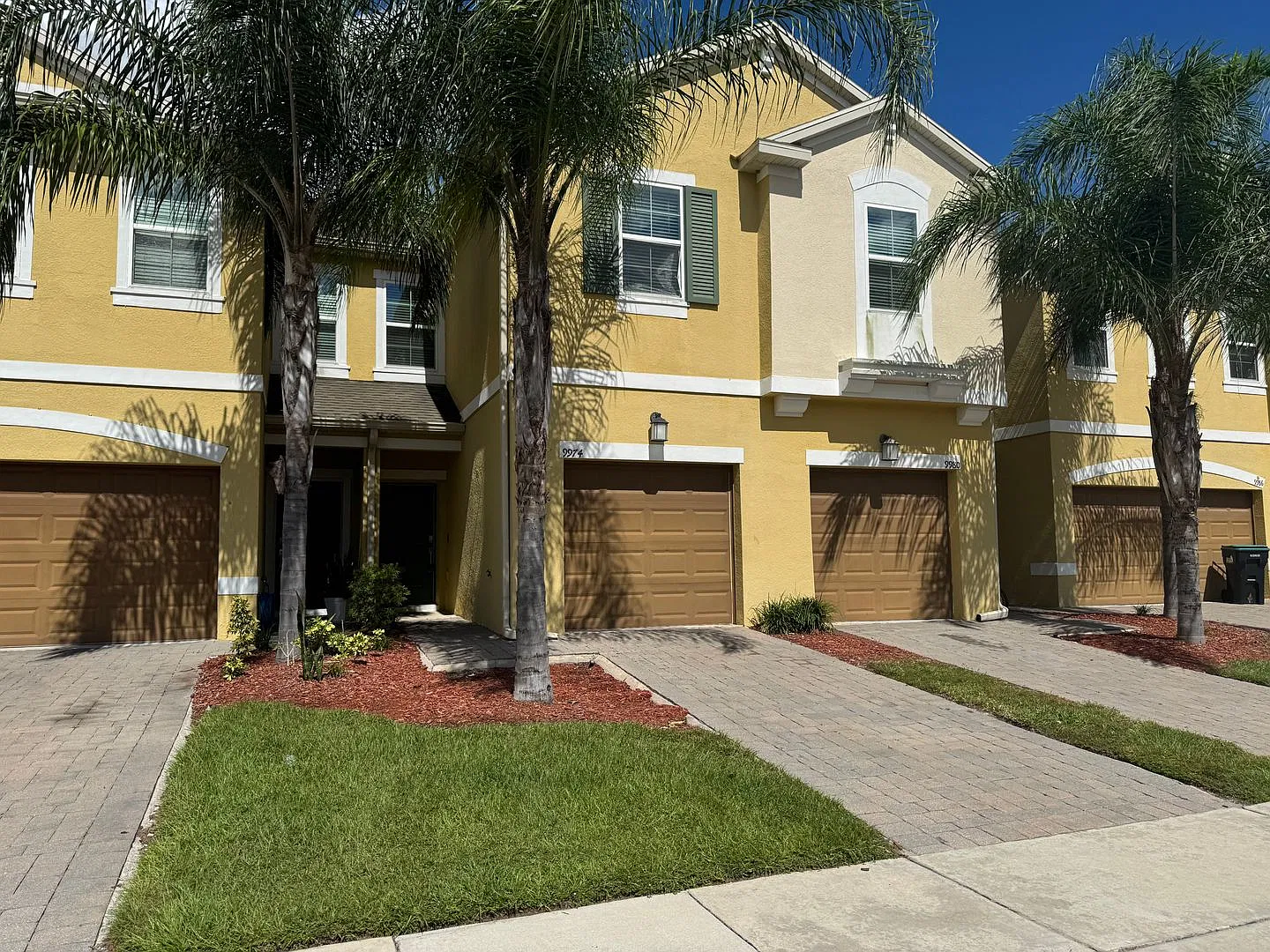 3-Bedroom Townhome in Econ Trails | Orlando — Photo 2