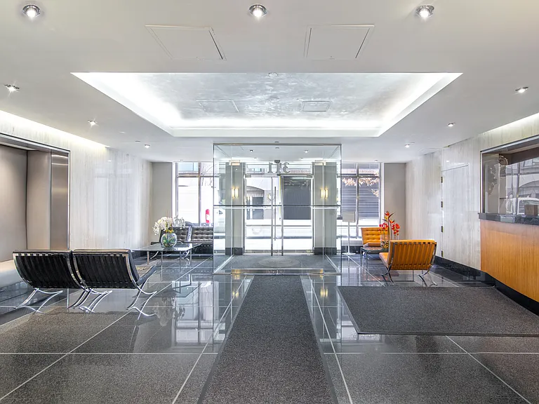 311 W 50th St #5S — Photo 7