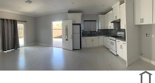 8605 Amy Ave — Photo 1
