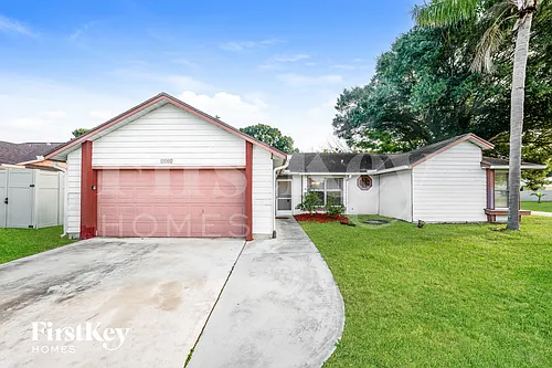 1401 SW Sudder Ave Photo 1
