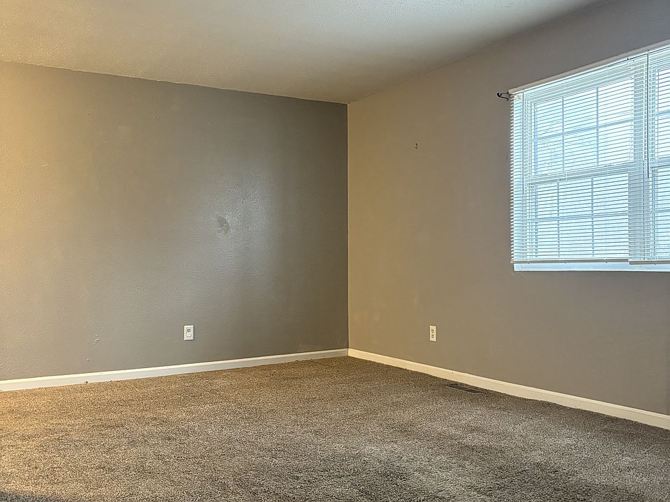 1st image of 1113 Grooms St #9