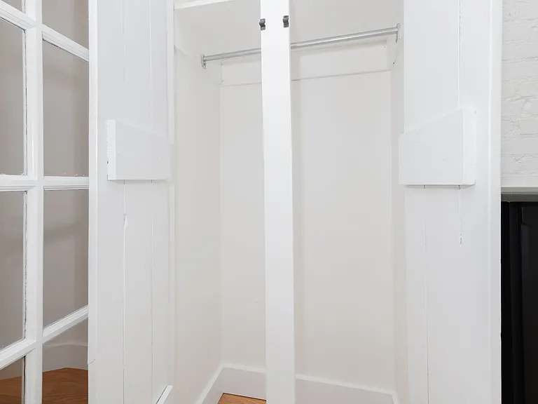 340 W 17th St #2B — Photo 8