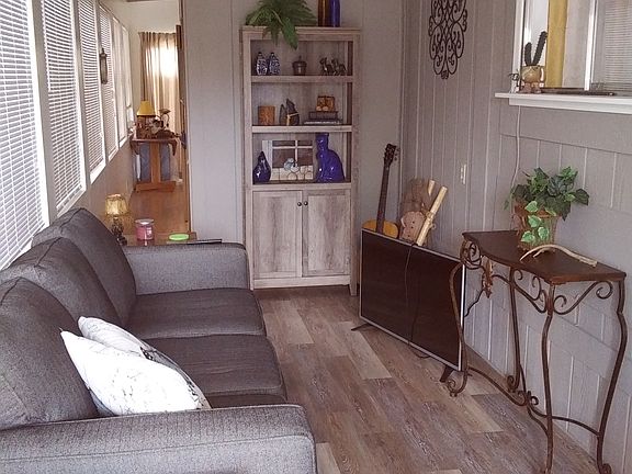 Tv or game room in the Az addition