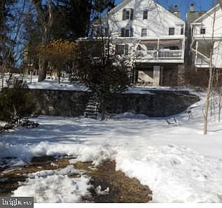 1st image of 505 Thomas St