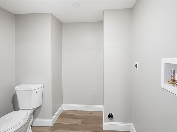 5th image of 98 Southville Rd