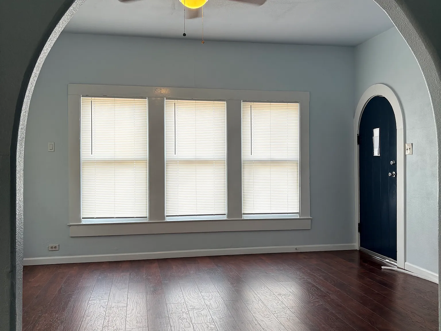 110 Felisa St — Photo 3