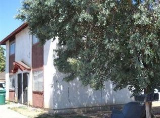 129 Hart St APT B, Bakersfield, CA 93308
