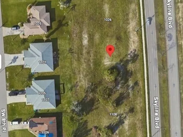 1102 Skyline Blvd, Cape Coral, FL 33991