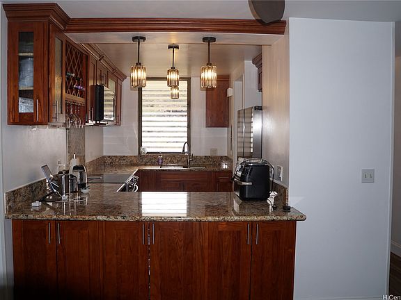 5th image of 521 Hahaione St #16G