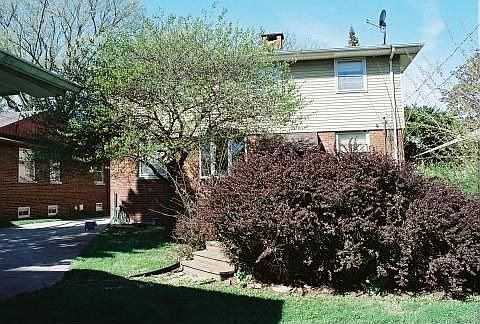 1st image of 2221 Stratford Ave