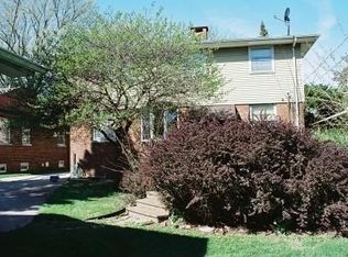 2221 Stratford Ave, Westchester, IL