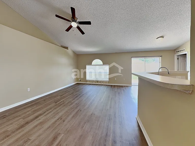 147 Timbercreek Pines Cir — Photo 9