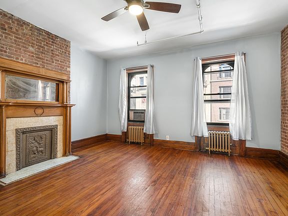 3rd image of 552 W 150th St #4