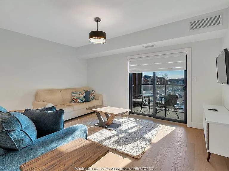 2550 Sandwich West Pkwy #402 — Photo 5