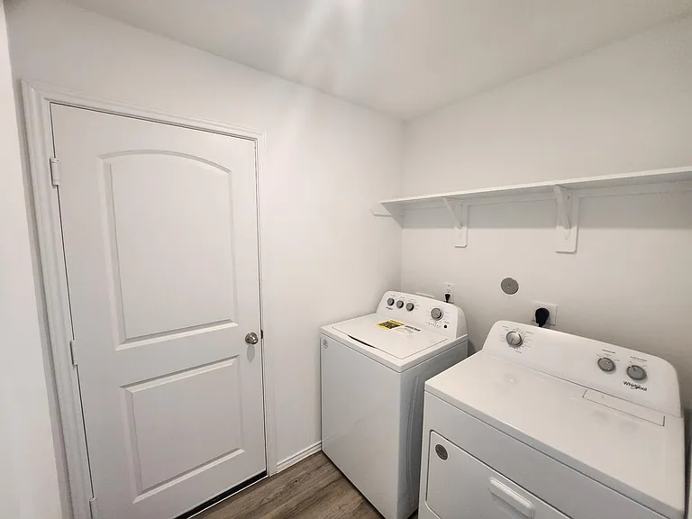 1135 Sultana Springs Ct — Photo 2