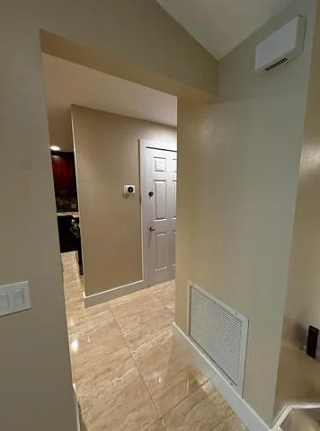 5520 Coach House Cir — Photo 16