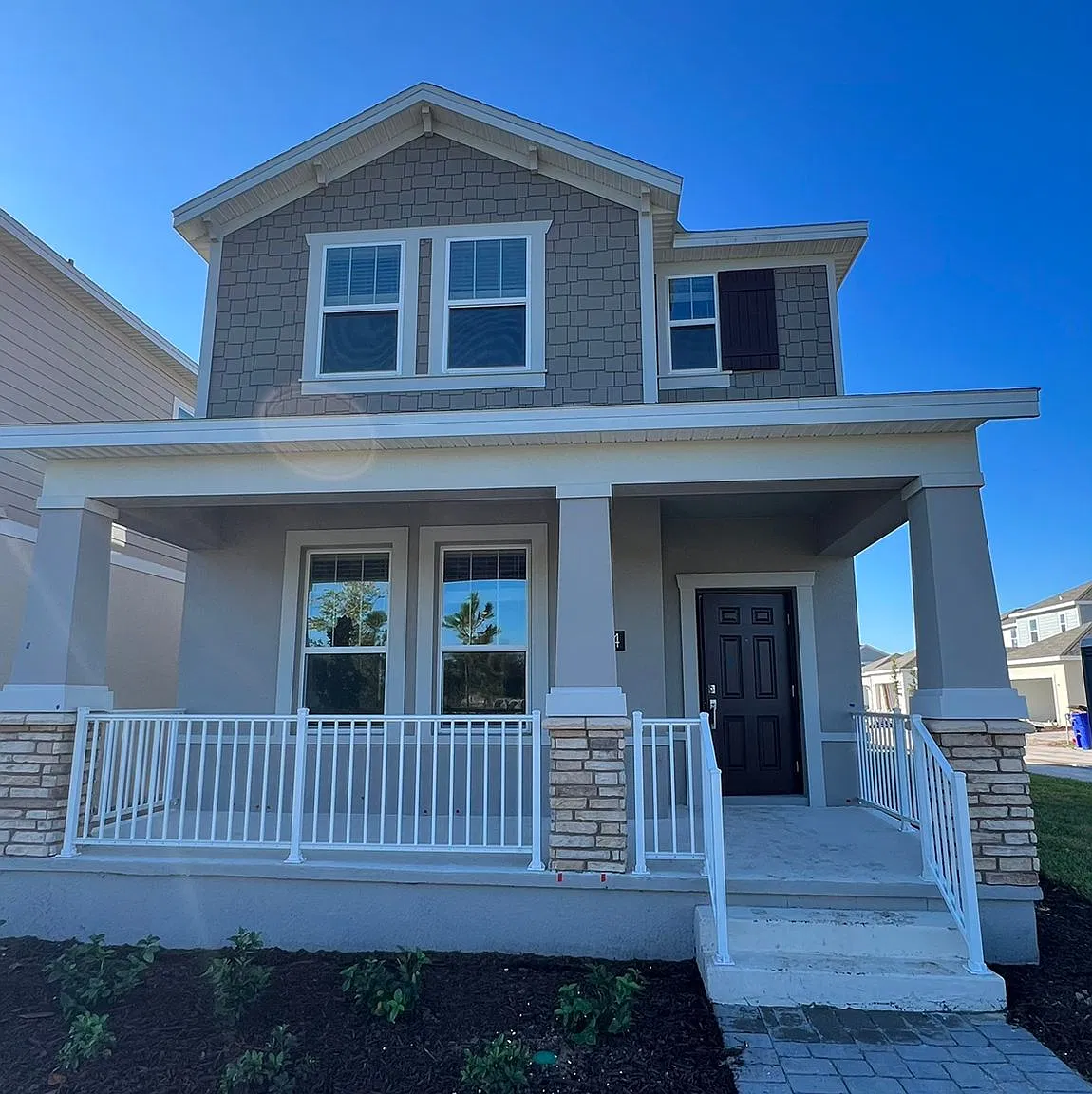 4 bed, 2044 sqft, $2,600 — Photo 1