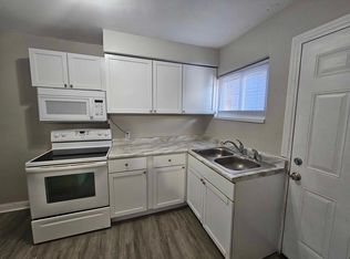 2404 S Dixie Dr, Dayton, OH 45409